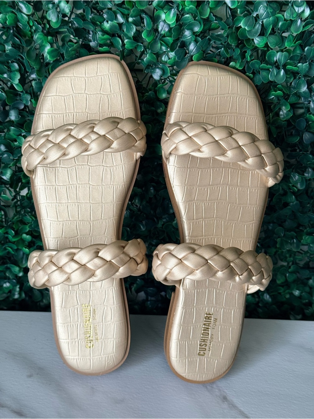 Cushionaire Braided Strap Women's Sandals in Champagne Size 11